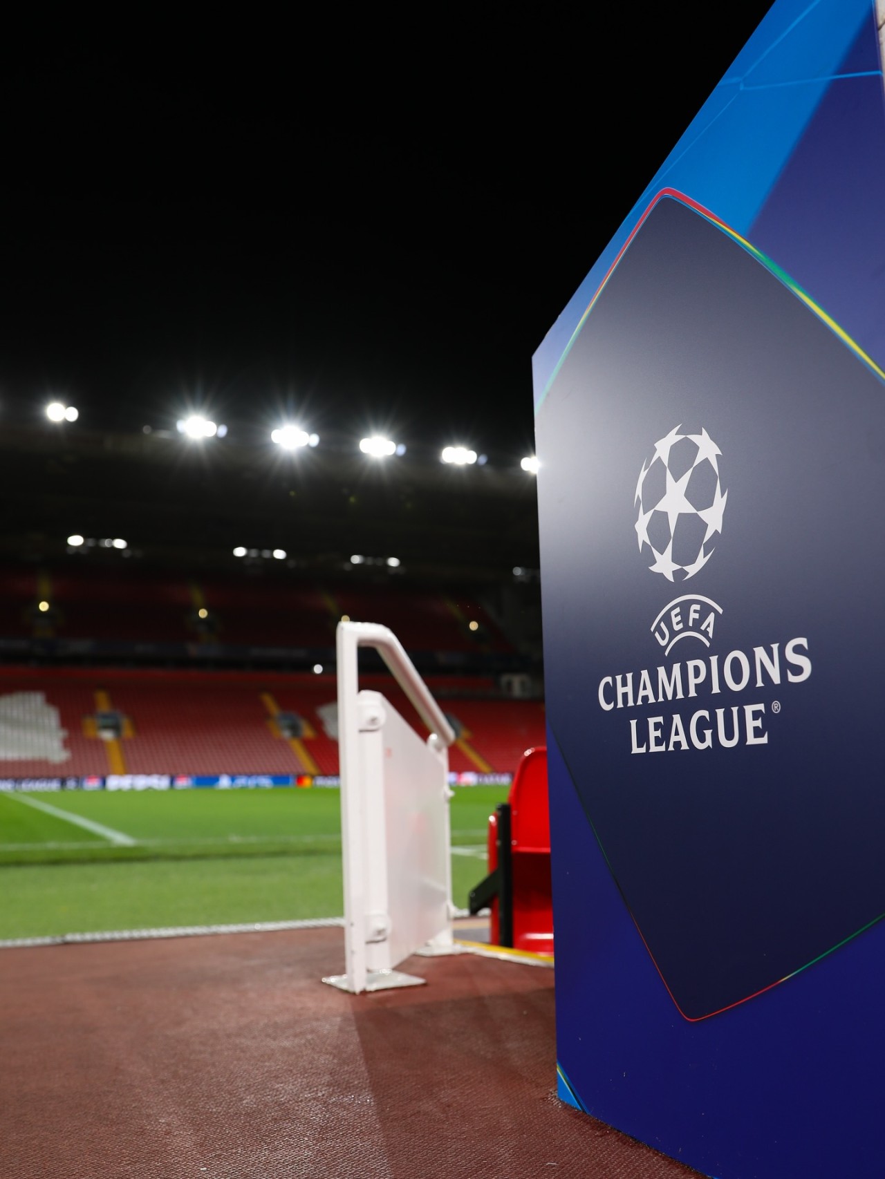 Sabah bu meydan möhtəşəm oyuna şahidlik edəcək - FOTOLAR